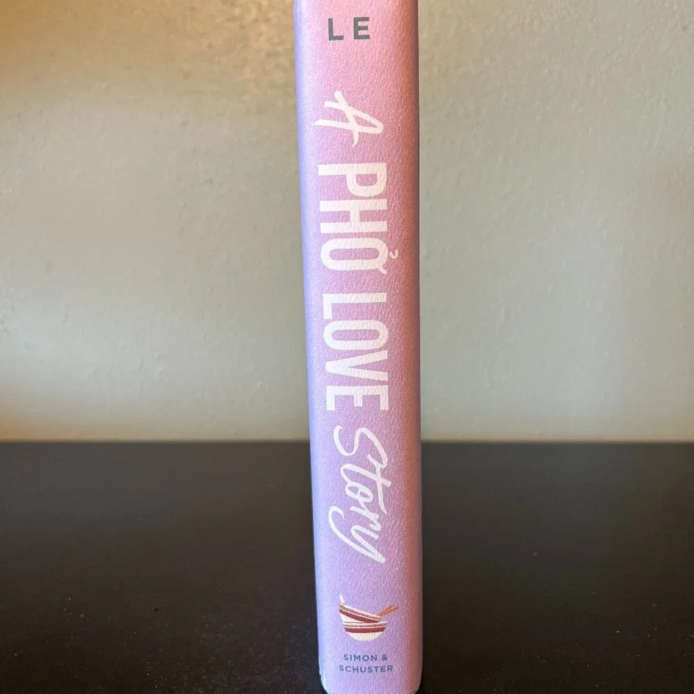 A Pho Love Story Loan Le YA Romantic Comedy Fiction Book Simon and Schuster NWT